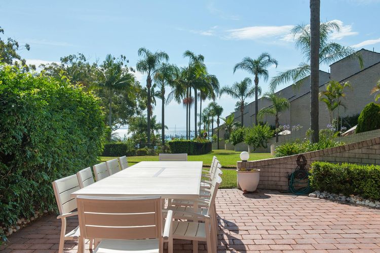 The Moorings, 15/4 Cromarty Road – stunning with water views & pool