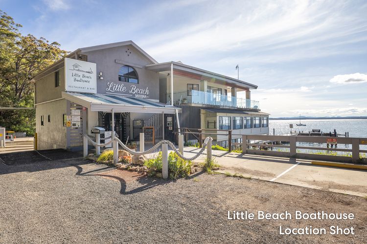 Shelly’s Bay Escape, 27c Dowling St – stylish with ducted air con and Wi-Fi