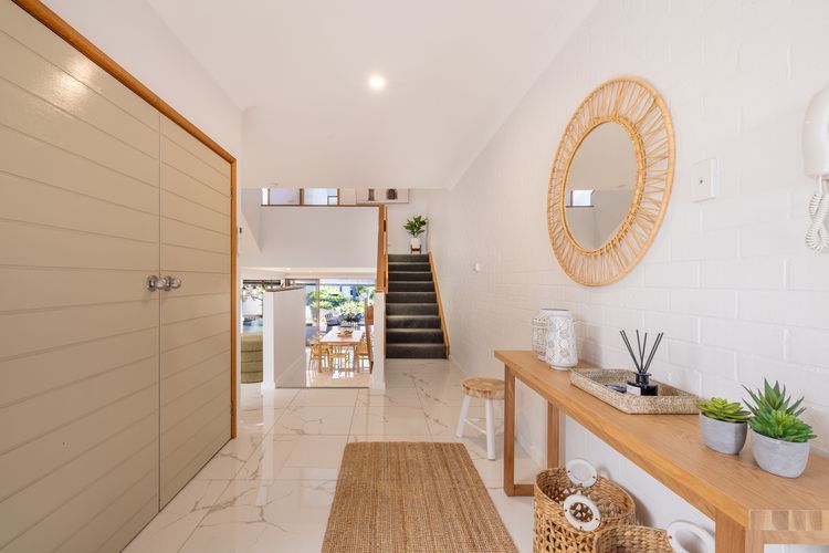 The Moorings, 22/4 Cromarty Rd – stunning townhouse with water views