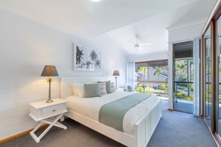 The Moorings, 22/4 Cromarty Rd – stunning townhouse with water views
