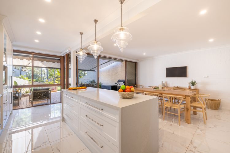 The Moorings, 22/4 Cromarty Rd – stunning townhouse with water views