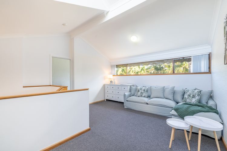 The Moorings, 22/4 Cromarty Rd – stunning townhouse with water views