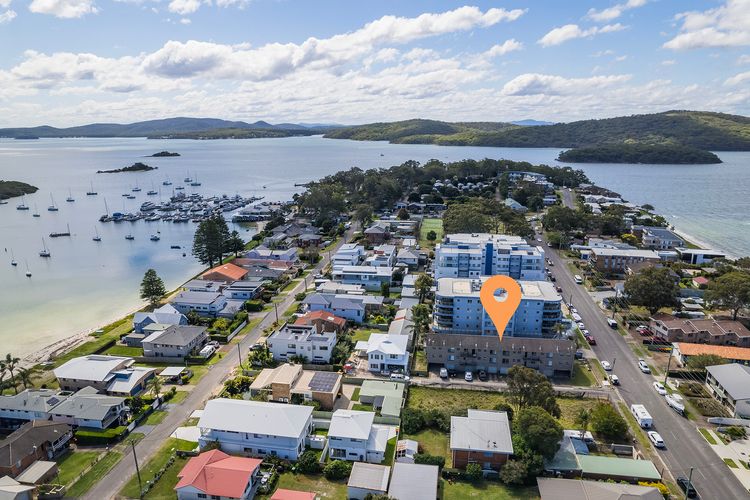 1 Costa Smerelda, 16 Soldiers Point Rd – filtered water views