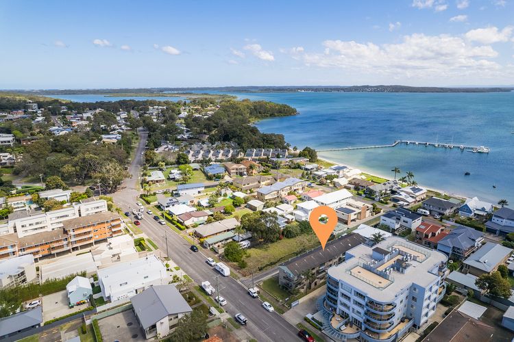 1 Costa Smerelda, 16 Soldiers Point Rd – filtered water views