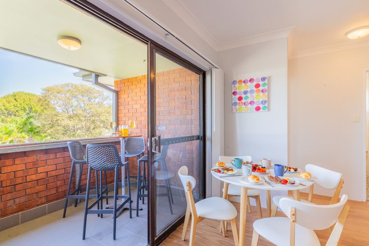 Amanda Court 14, 1-5 Weatherly Close – 250 metres from Shoal Bay Beach