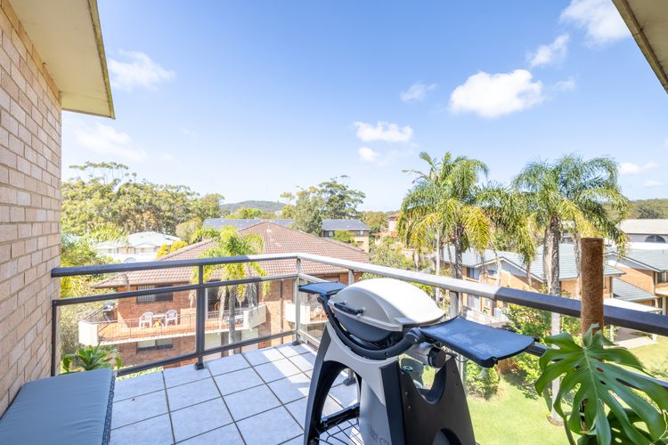 Commodore 6, 6 Intrepid Cl – water views, Air Con, Wi-Fi