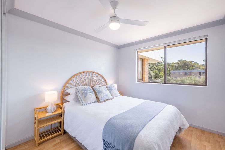 Commodore 6, 6 Intrepid Cl – water views, Air Con, Wi-Fi