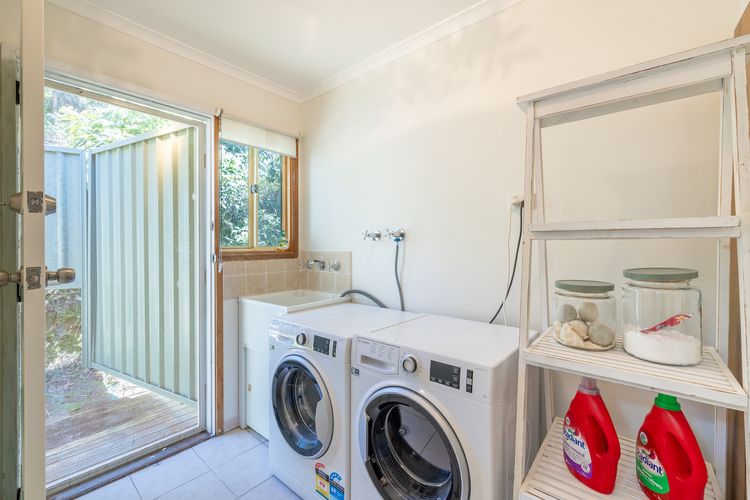 Wanda Up, 80 Randall Dr – spectacular views, aircon and Wi-Fi