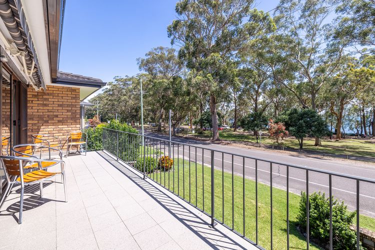 139 Government Rd  – Pet Friendly, Air Con, WiFi, Water views