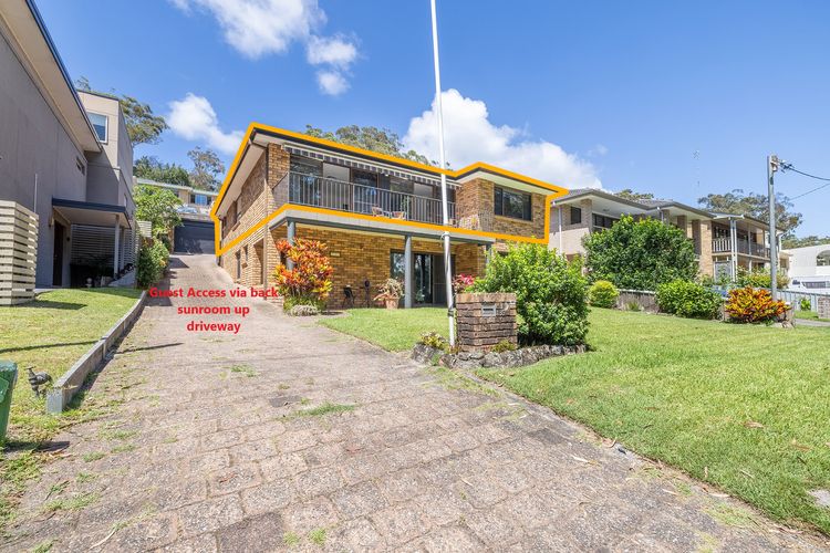 139 Government Rd  – Pet Friendly, Air Con, WiFi, Water views