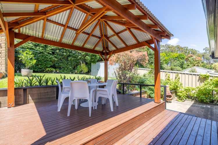 139 Government Rd  – Pet Friendly, Air Con, WiFi, Water views