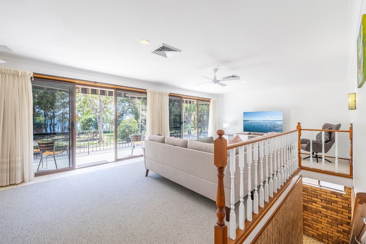 139 Government Rd  – Pet Friendly, Air Con, WiFi, Water views
