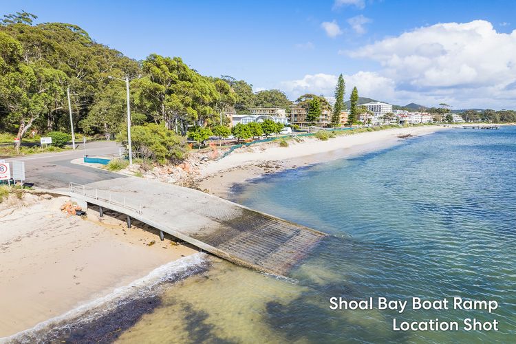 Shoal Shack 72, 72 Tomaree Rd – Pool, Pet Friendly, Wi-Fi, Air Con, Linen