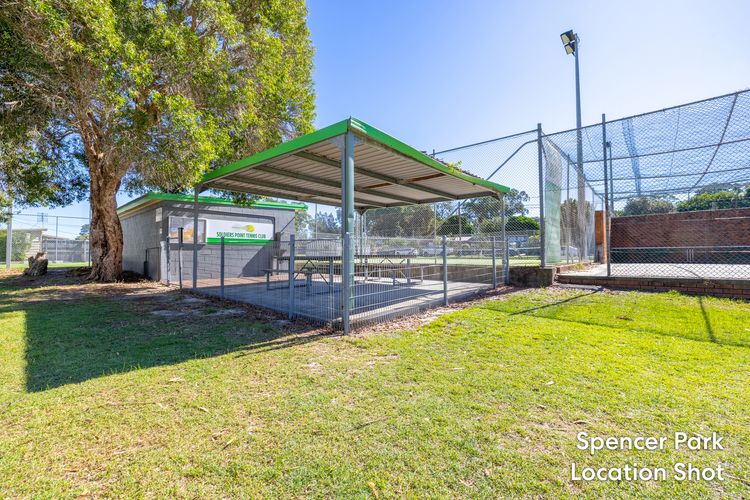 Harbourside , 14/3-7 Soldiers Point Rd – waterfront magic