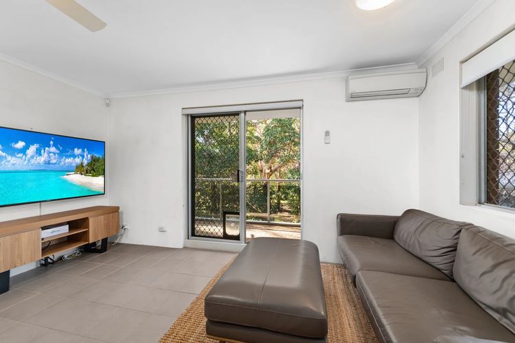 Parkview, 14/11 Catalina Cl – air con, Wi-Fi and close to the water