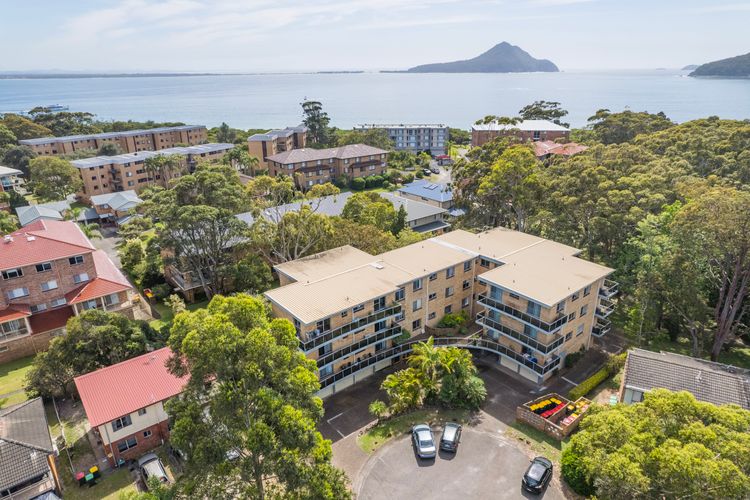 Parkview, 14/11 Catalina Cl – air con, Wi-Fi and close to the water