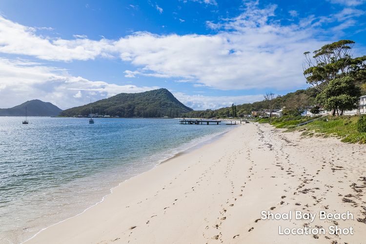 Parkview, 14/11 Catalina Cl – air con, Wi-Fi and close to the water