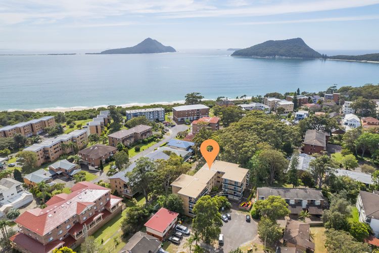 Parkview, 14/11 Catalina Cl – air con, Wi-Fi and close to the water