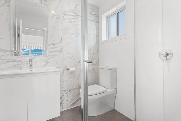Bayside, 6/21 Victoria Pde – sensational water views, linen