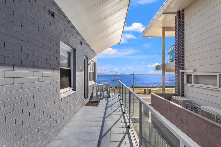 Bayside, 6/21 Victoria Pde – sensational water views, linen