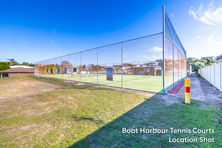 Waves at Boat Harbour, 65 Kingsley Dr – stunning house, fantastic waterviews and dog friendly