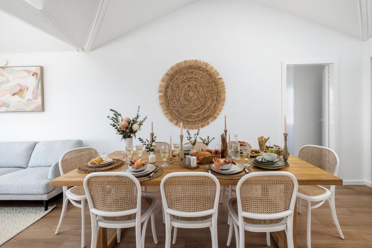 Waves at Boat Harbour, 65 Kingsley Dr – stunning house, fantastic waterviews and dog friendly