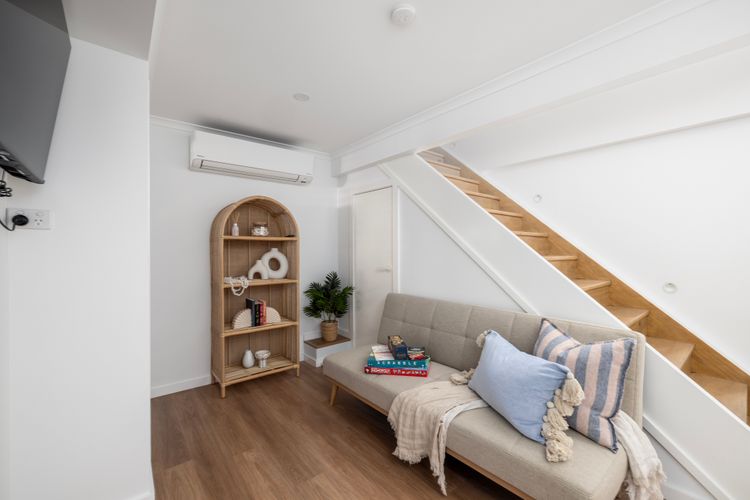 Waves at Boat Harbour, 65 Kingsley Dr – stunning house, fantastic waterviews and dog friendly