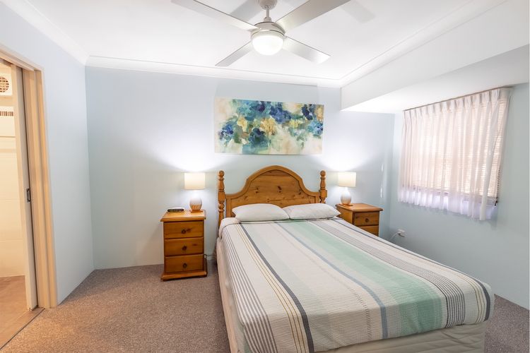 Carindale, 16/19-23 Dowling Street – Ground floor unit with complex pool and tennis Court