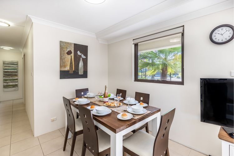 Carindale, 16/19-23 Dowling Street – Ground floor unit with complex pool and tennis Court