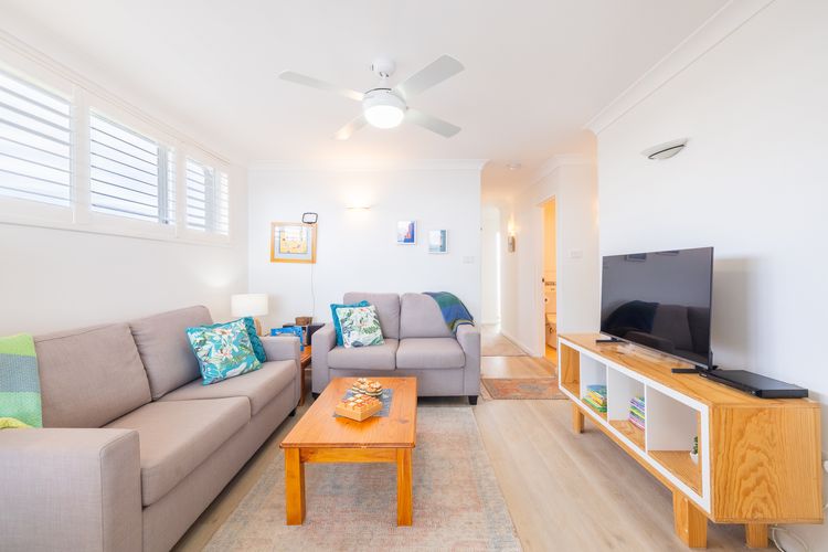 Casuarina’s, 6/33 Soldiers Point Rd – stunning waterfront unit