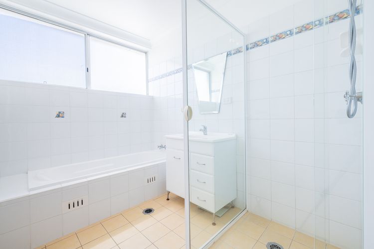 Casuarina’s, 6/33 Soldiers Point Rd – stunning waterfront unit