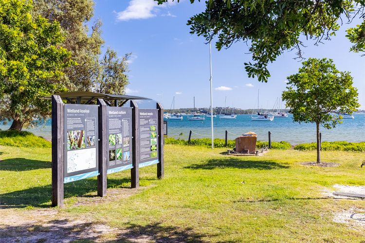 Salamander Sanctuary, 204 Salamander Way – pool, pets, linen, aircon, Wi-Fi