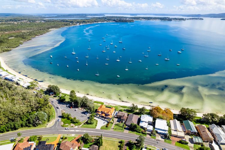 Salamander Sanctuary, 204 Salamander Way – pool, pets, linen, aircon, Wi-Fi