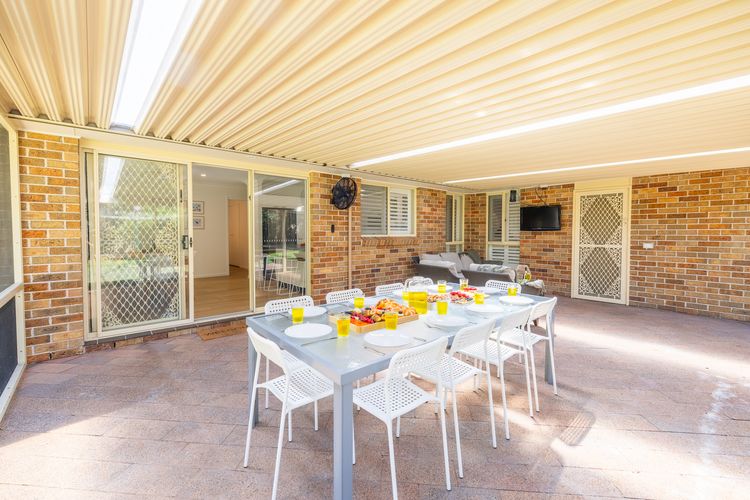 Salamander Sanctuary, 204 Salamander Way – pool, pets, linen, aircon, Wi-Fi