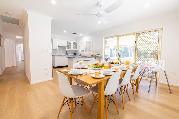 Salamander Sanctuary, 204 Salamander Way – pool, pets, linen, aircon, Wi-Fi