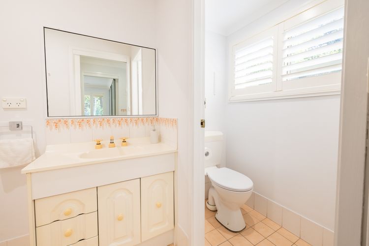 Salamander Sanctuary, 204 Salamander Way – pool, pets, linen, aircon, Wi-Fi