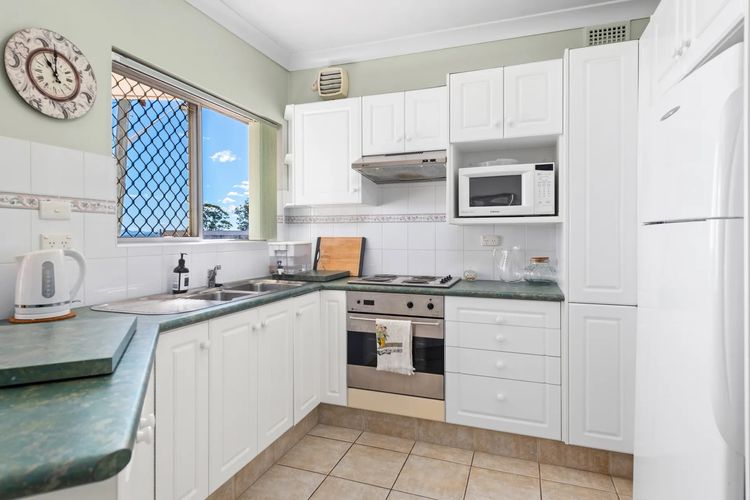 Bayview Towers, 6/15 Victoria Pde – stunning water views