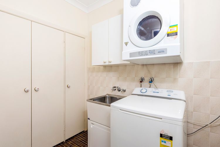 Government House, 35 Government Road – pet friendly , water views