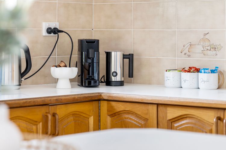 Government House, 35 Government Road – pet friendly , water views