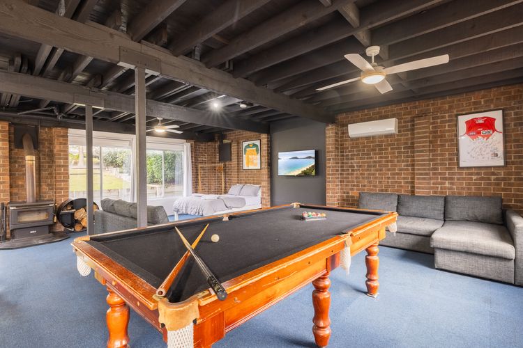 The Wreck Room, 6 Flannel Flower Fairway – fantastic house filled with activities for all