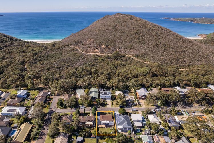 The Wreck Room, 6 Flannel Flower Fairway – fantastic house filled with activities for all