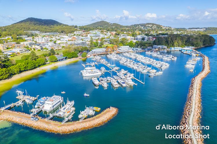 Soul of the Bay, 36 Galoola Dr – Wi-Fi, Boat Parking, Spa, Air Con
