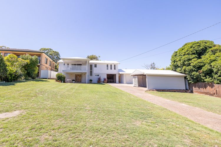 Soul of the Bay, 36 Galoola Dr – Wi-Fi, Boat Parking, Spa, Air Con