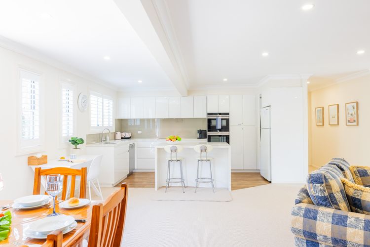 Soul of the Bay, 36 Galoola Dr – Wi-Fi, Boat Parking, Spa, Air Con