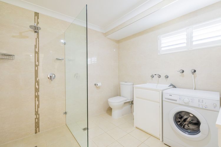 Soul of the Bay, 36 Galoola Dr – Wi-Fi, Boat Parking, Spa, Air Con