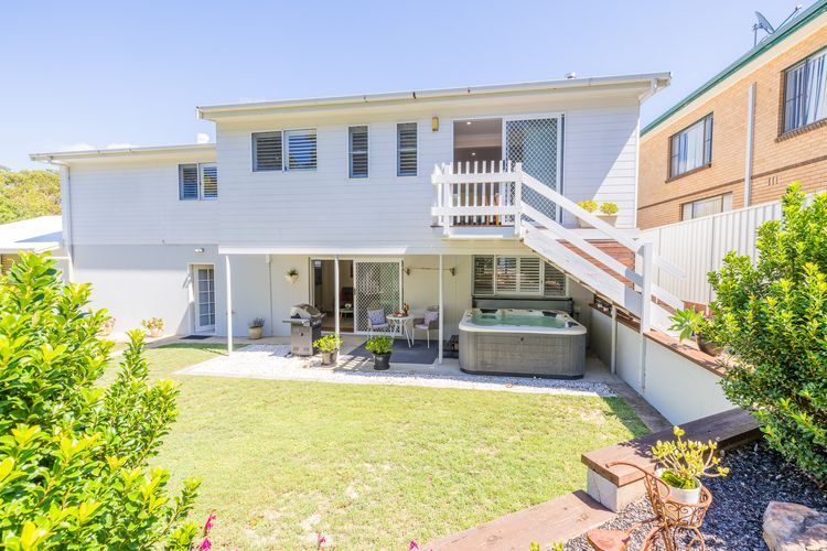 Soul of the Bay, 36 Galoola Dr – Wi-Fi, Boat Parking, Spa, Air Con