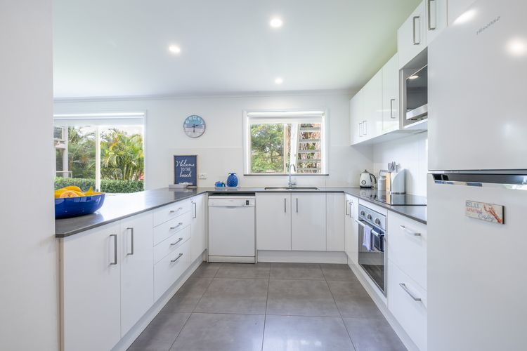 Shells on the Shore, 9 Lentara St- Wi-Fi, Air con, Boat Parking, Linen
