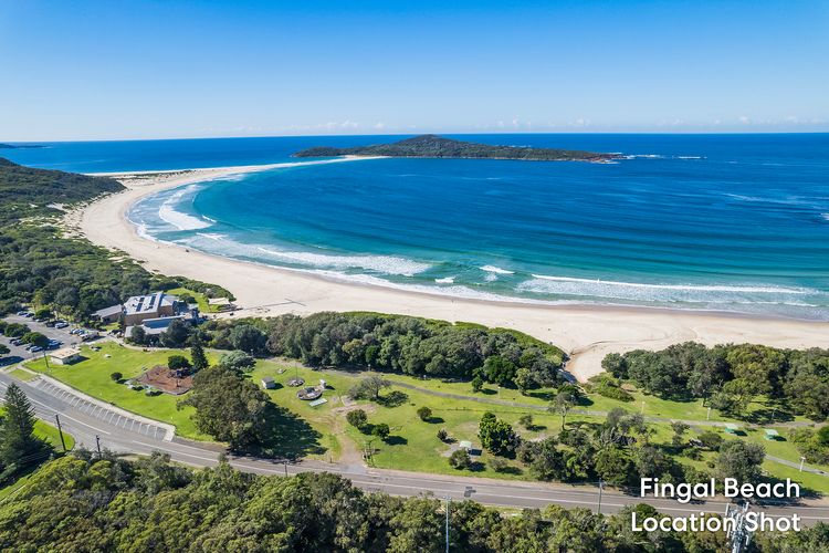 Shells on the Shore 1, 9 Lentara St – Air Con, Wi-Fi, Linen, Boat Parking
