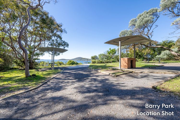 Shells on the Shore 1, 9 Lentara St – Air Con, Wi-Fi, Linen, Boat Parking