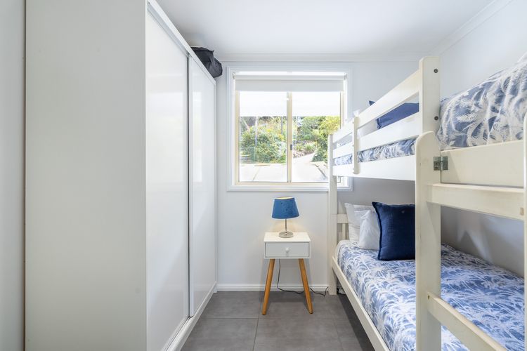 Shells on the Shore 2, 9 Lentara St – Air Con, Wi-Fi, Linen, Bed Making